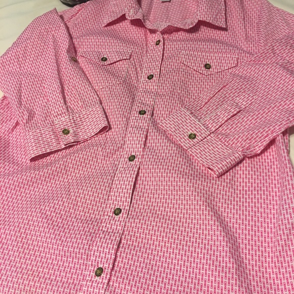 Christopher and Banks 💓 Button Down - Picture 2 of 3